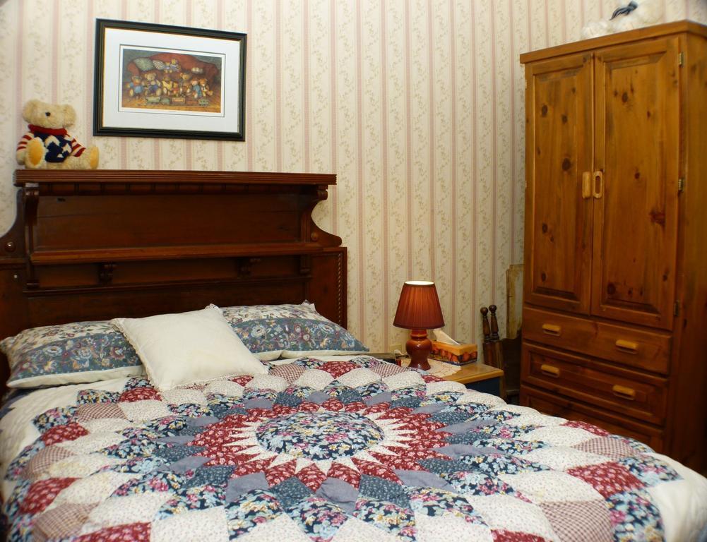 Doctor'S House B & B Tara Rum bild